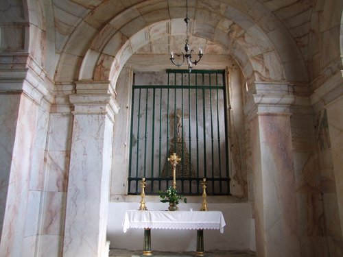 Altar_da_Capela_das_11_mil_virgens.width-500