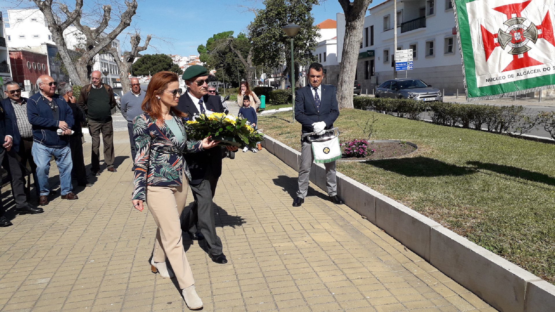 Homenagem a combatentes em Alcácer do Sal na Av. Aviadores