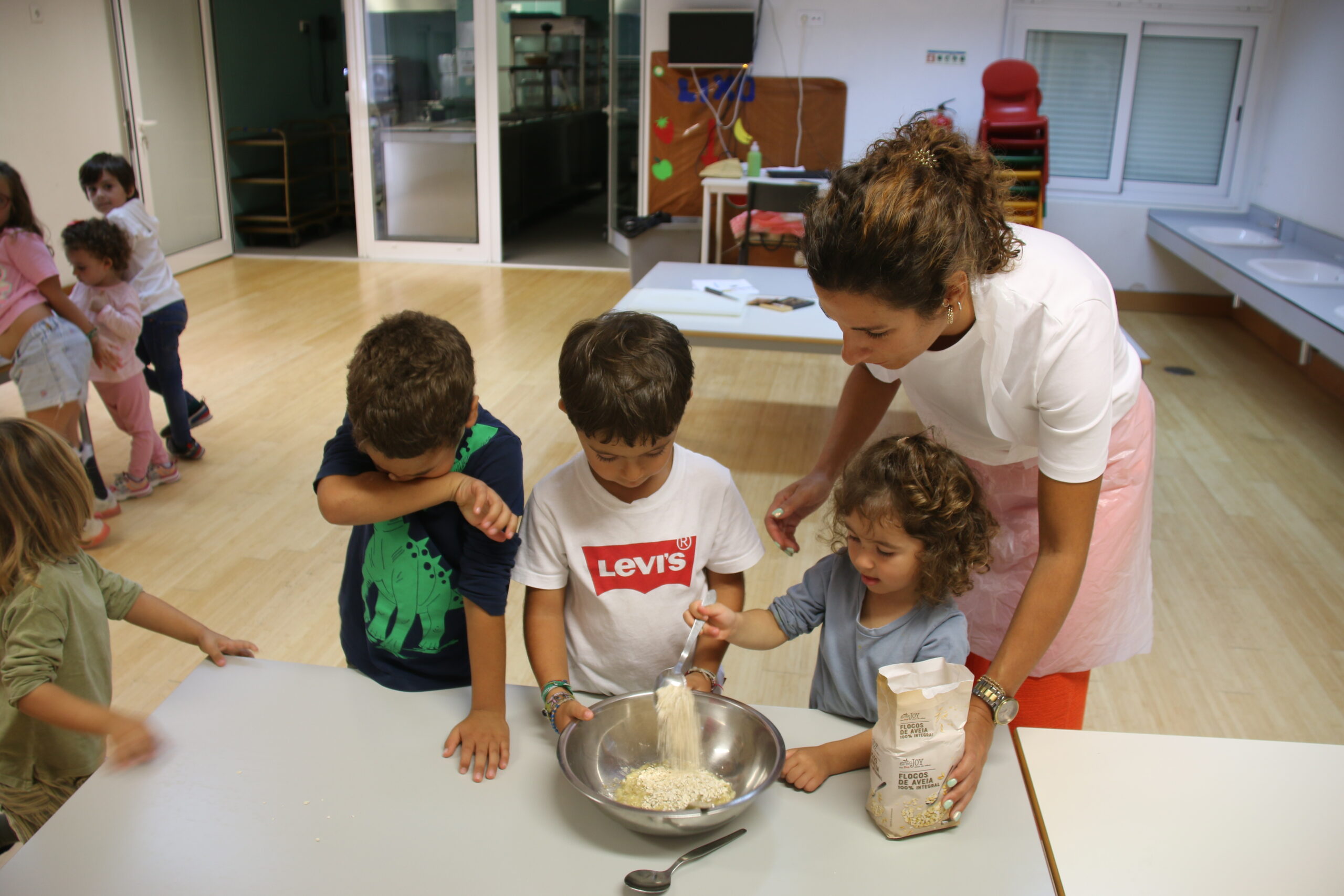 Centro de Educação Pré-Escolar de Alcácer acolheu atividades para assinalar Dia Mundial da Al...