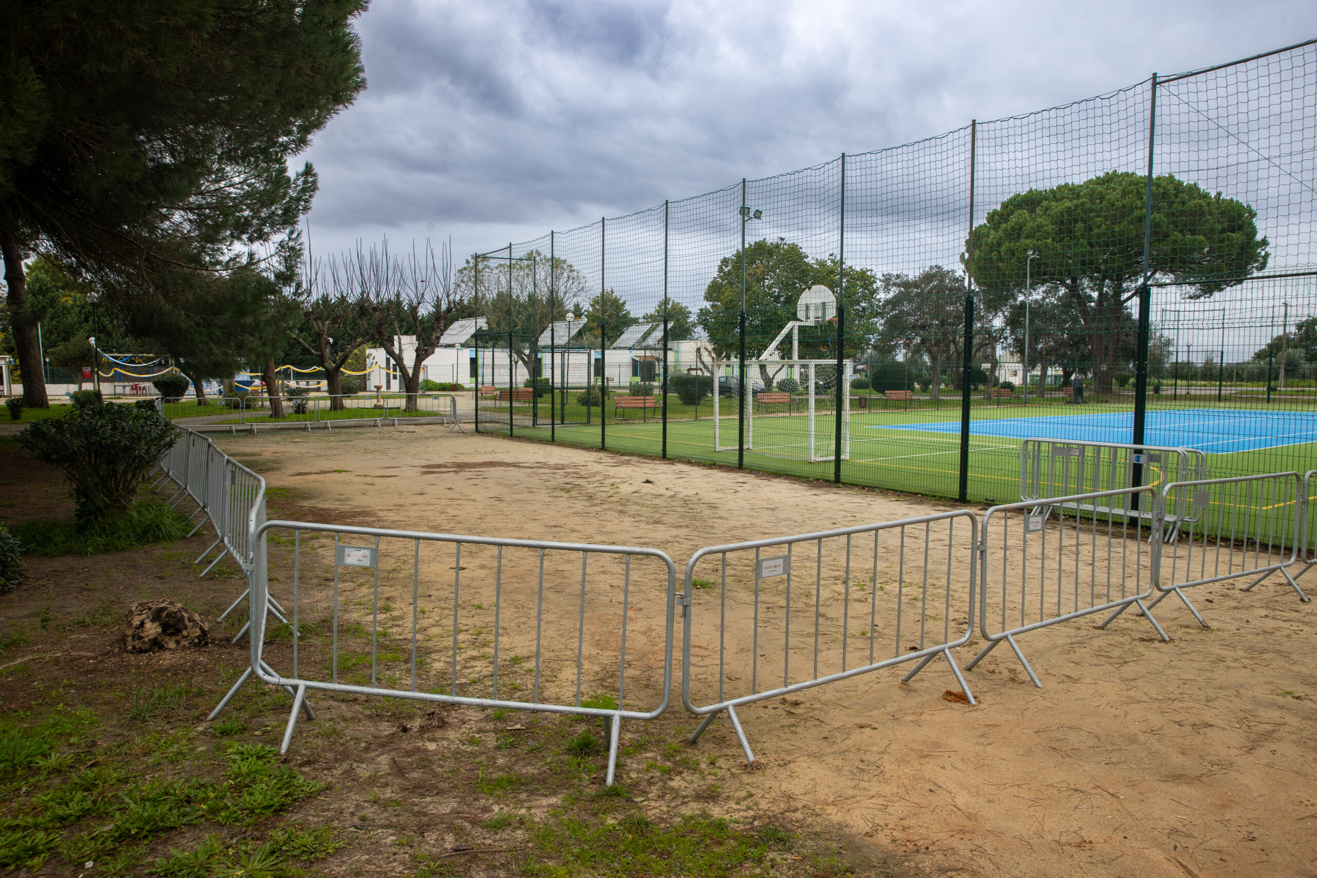 A pedido da CMAS, Continente e Bricomarché vão instalar novo parque infantil e sombreamentos no...