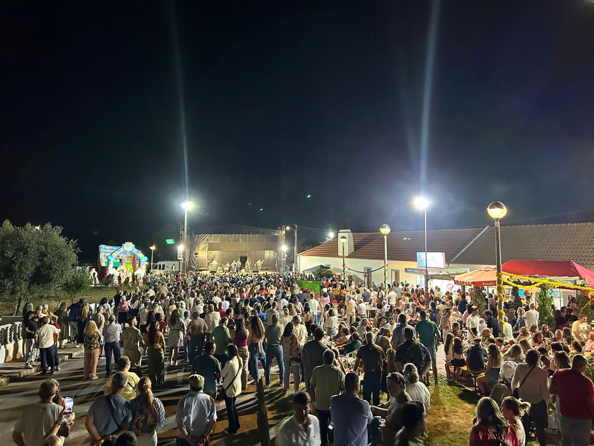 Festas de Casebres enchem recinto de muita animação