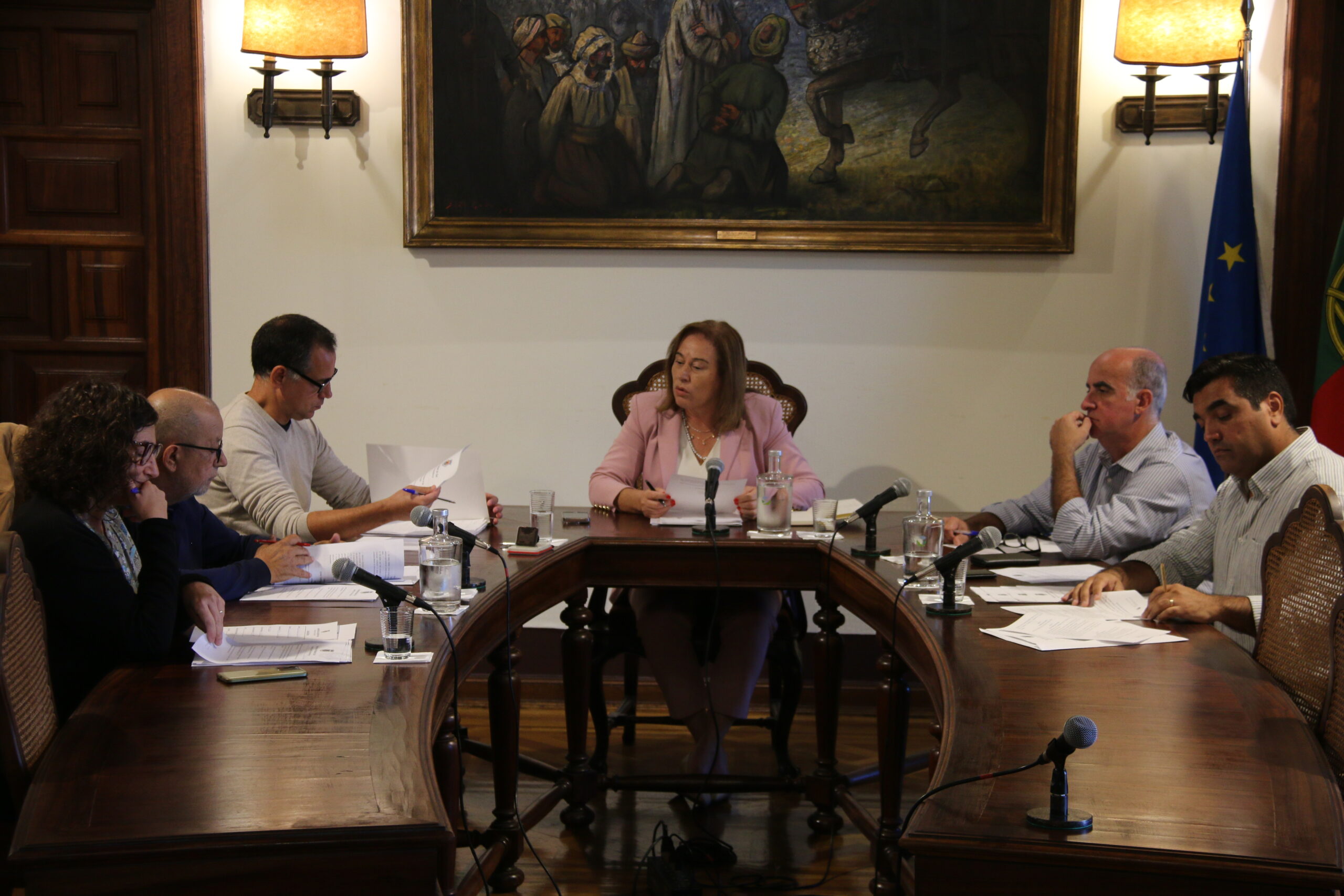 Primeira Reunião do executivo camarário determinou atribuição de pelouros na Câmara Municipa...