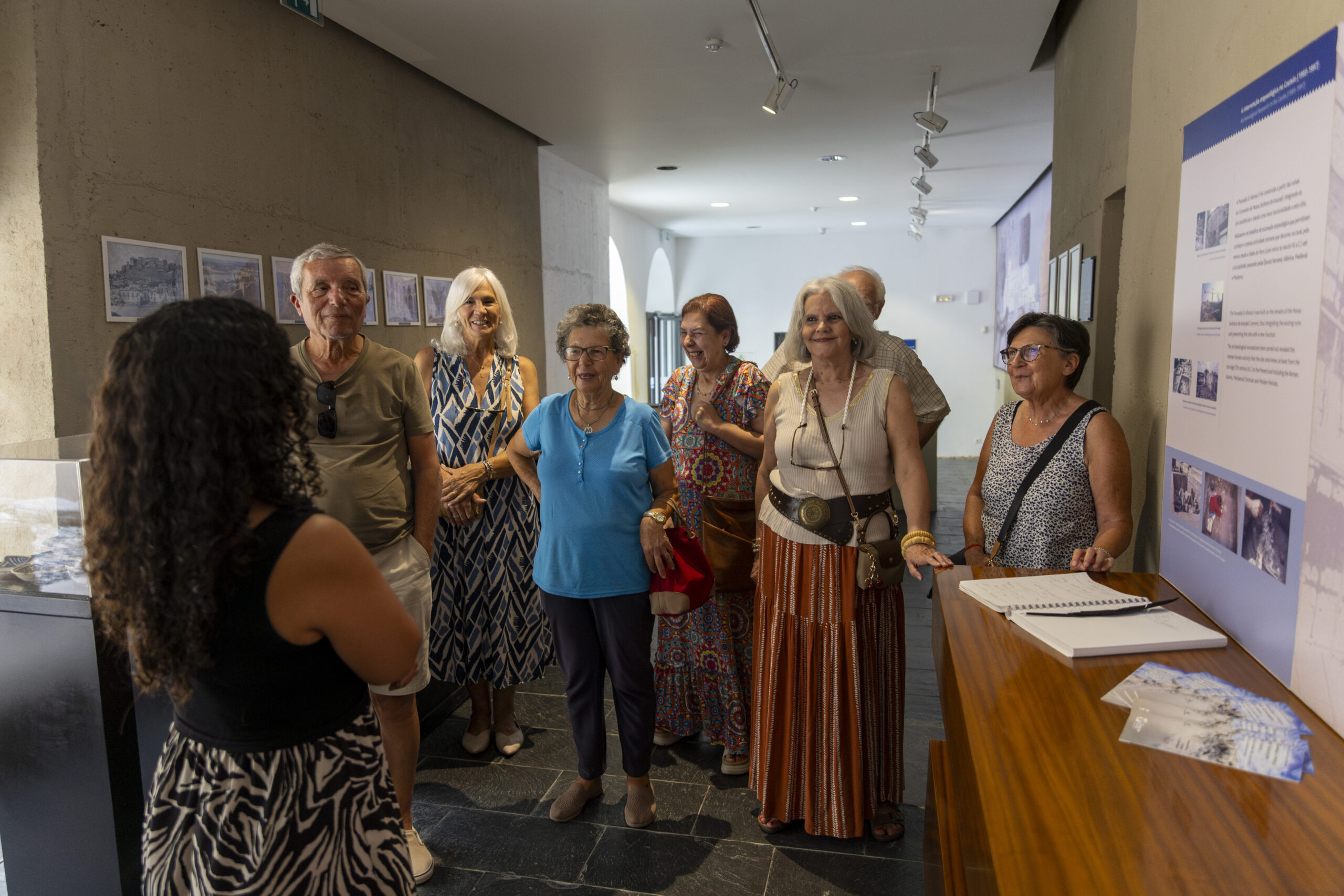 Universidade Sénior de Alcácer do Sal visitou Cripta Arqueológica do Castelo na manhã de ontem